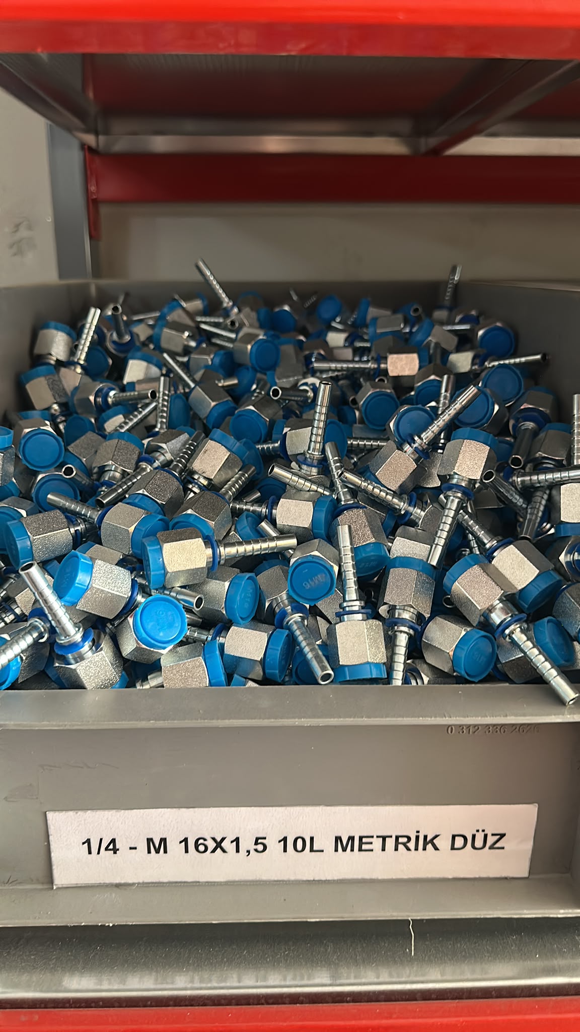 Metrik Düz Rakor 1/4″ 10L